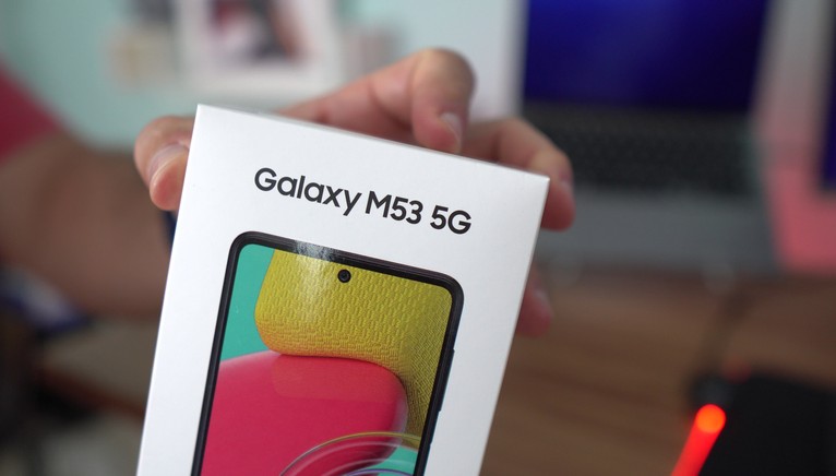 Quanto custa para arrumar a tela do celular Samsung M53?