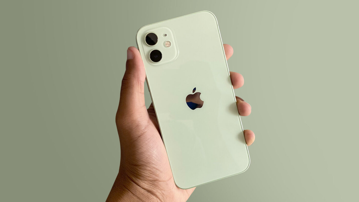 Quanto custa reparar a placa do iPhone 12?