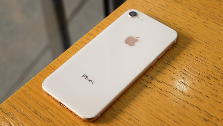 Quantas mAh tem o iPhone 8?