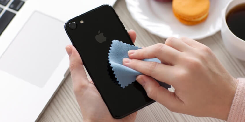 Como fazer uma limpeza no meu iPhone?