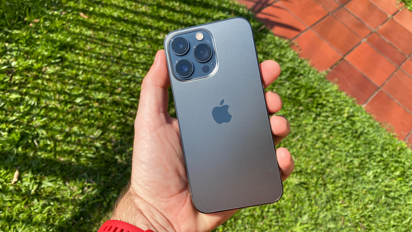 O que fazer quando o iPhone 13 está bugado?