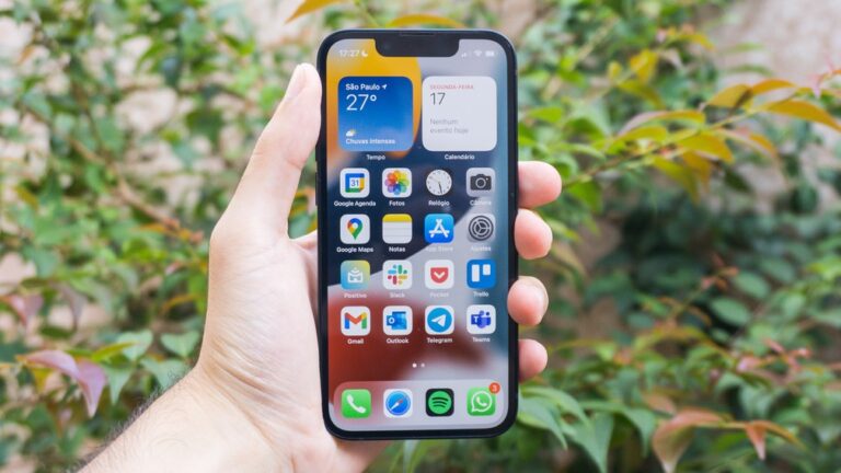 Quanto custa a troca do display do iPhone 13?