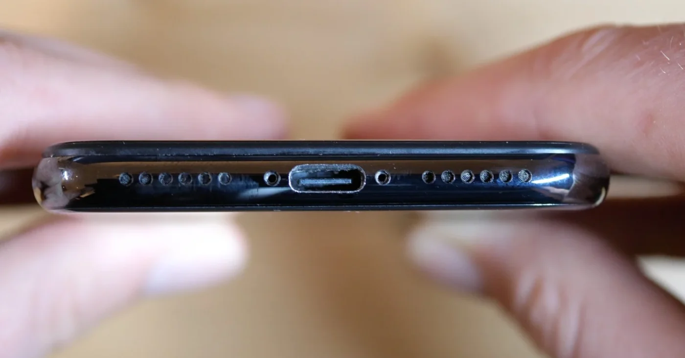 Quanto custa para troca entrada do carregador do iPhone 11 Pro?