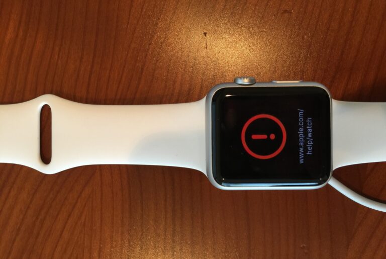 Como reiniciar um Apple Watch travado?
