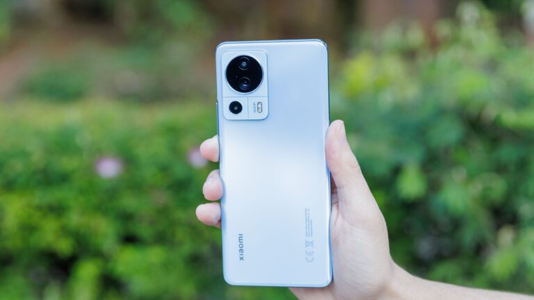 Quanto custa para arrumar a tela do celular Xiaomi 13 Lite?
