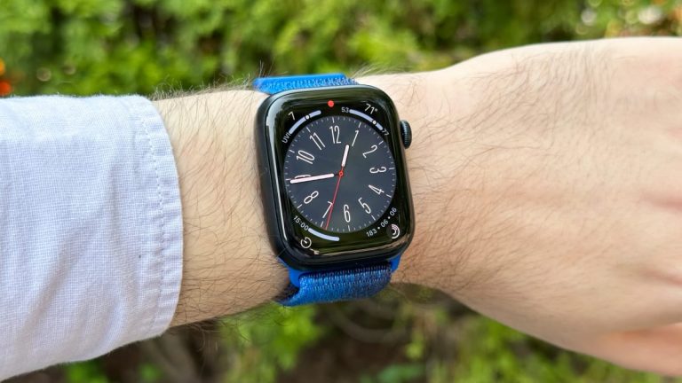 Quanto custa para arrumar a tela do Apple Watch Series 8 45 mm?
