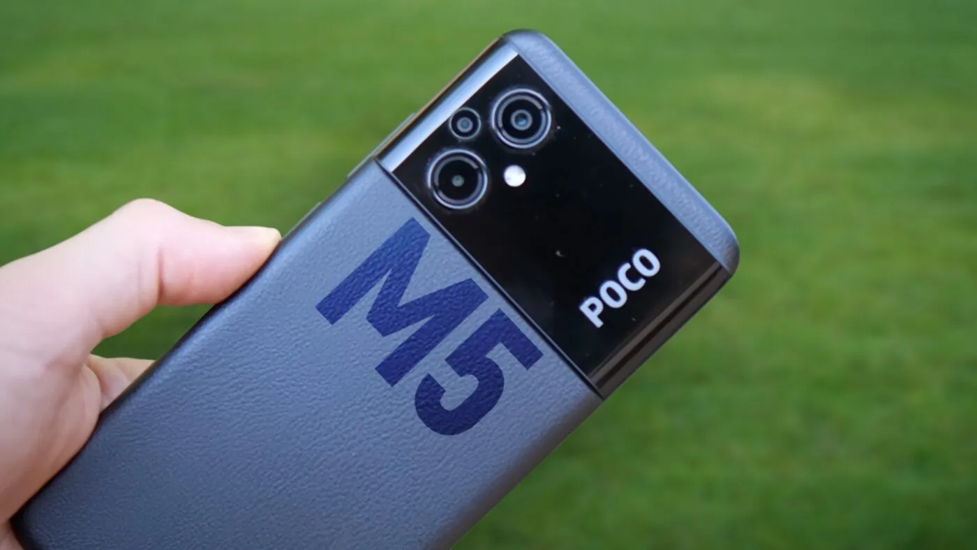 Quanto custa o conserto da tela de um Poco M5?