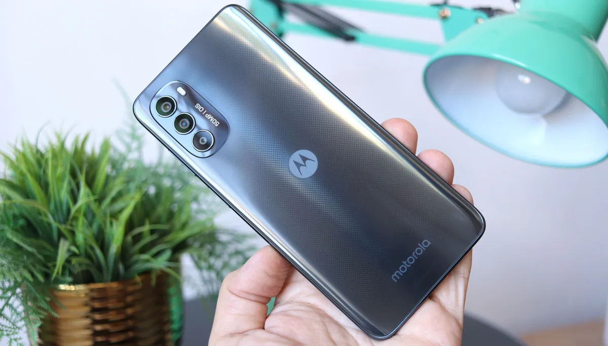 Quanto custa para arrumar a tela do celular Moto G82?