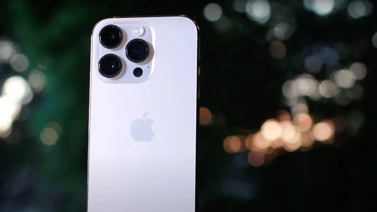 Quanto custa trocar a lente de vidro da câmera iPhone 14 Pro?