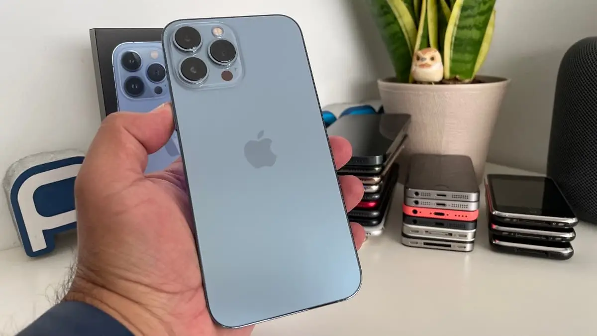 Quanto custa para trocar a bateria do iPhone 13 Pro Max?