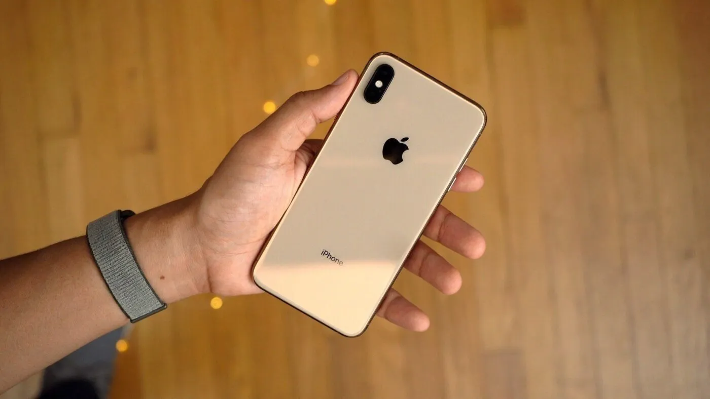 Quanto custa para trocar a bateria do iPhone XS?