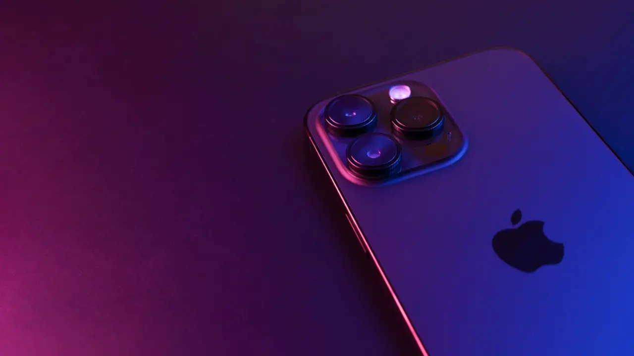 Quanto custa para trocar a tampa traseira do iPhone 16 Pro Max?