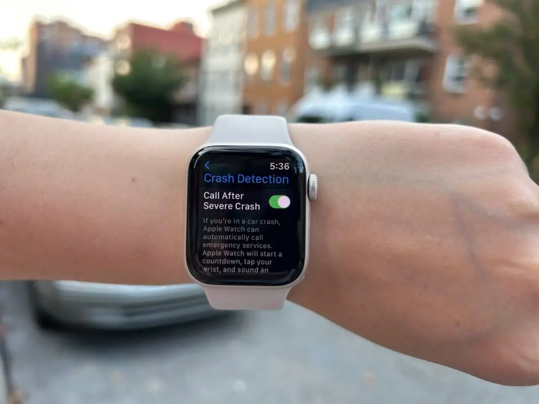 Quanto custa para arrumar a tela do Apple Watch SE 40 mm?