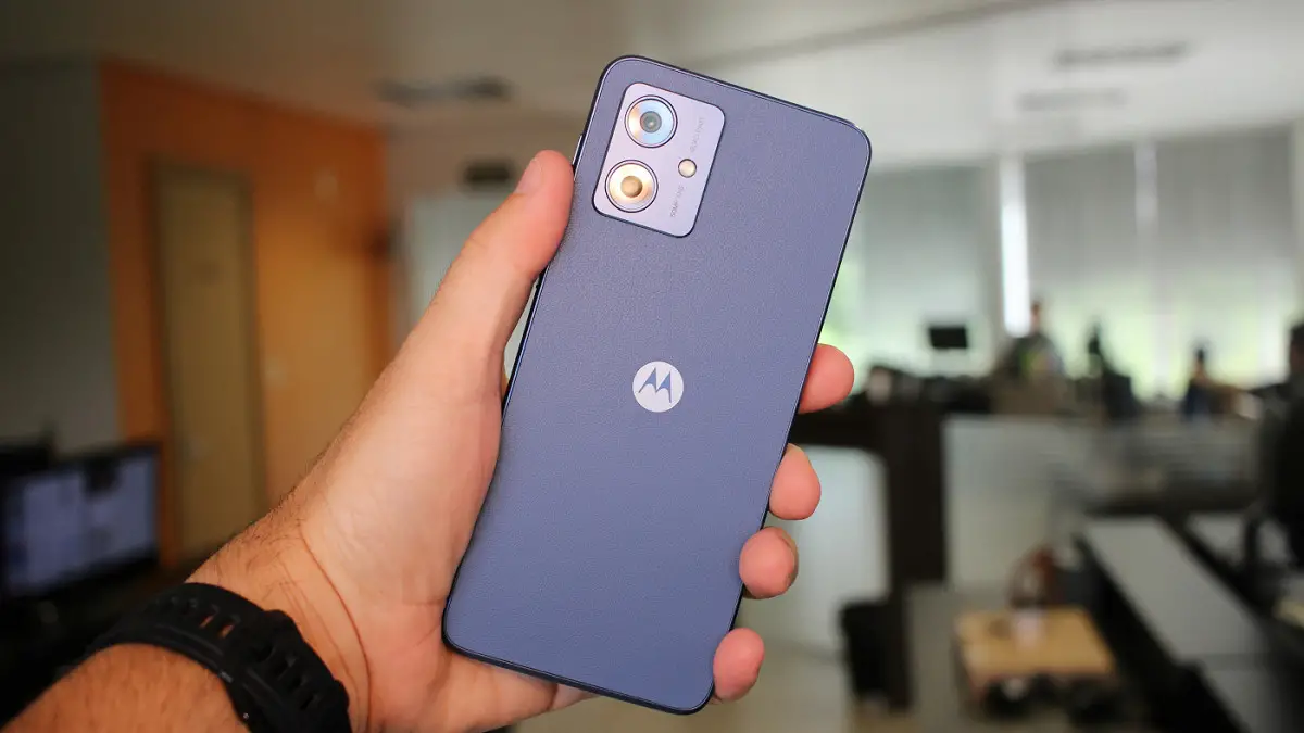 Quanto custa para arrumar a tela do celular Moto G54?